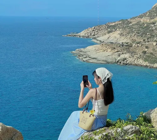 tour-ninh-chu-vinh-hy-cam-ranh-resort-5-sao-toi-hai-san