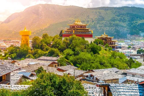tour du lịch le giang kham pha tuyet pham trung quoc