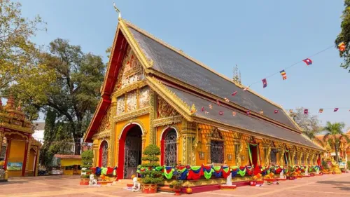 tour lào Chùa Mẹ Si Mương (Viêng Chăn)