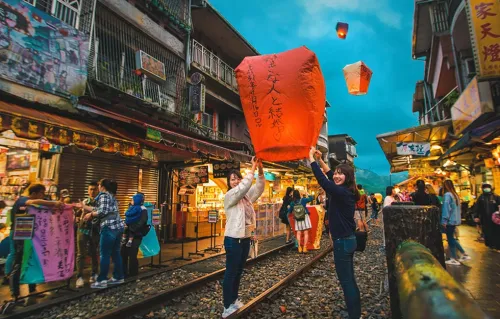 tour dai loan dai bac dai trung