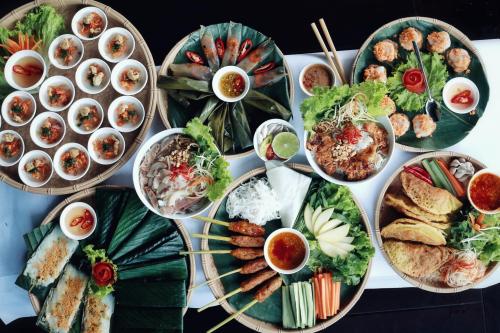 dac-san-am-thuc-hue-com-hen-banh-beo