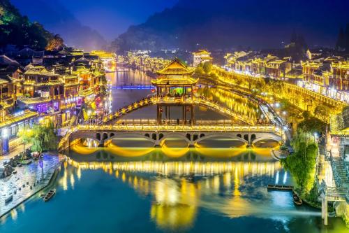 phuong hoang co tran trung quoc ve dem haidangtravel