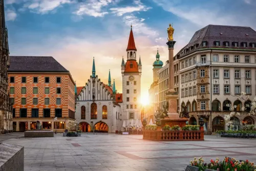 Quang truong Marienplatz Munich Duc kien truc dep HAIDANGTRAVEL