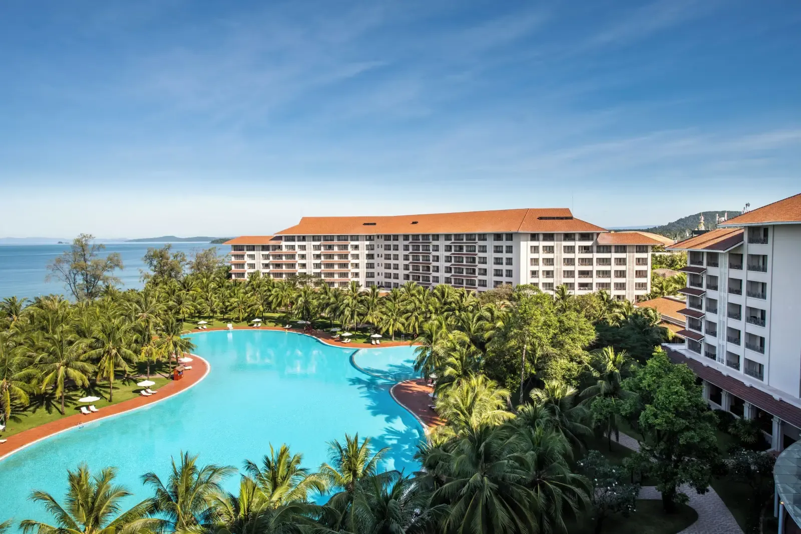 top khách sạn gần biển Phú Quốc giá tốt view đẹp